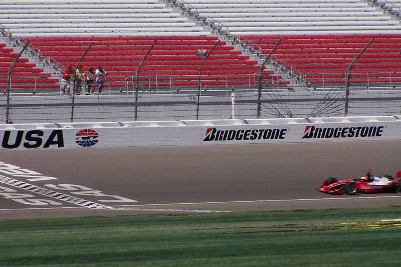 Vegas_Friday_320